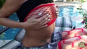 This guy was yelling Amber's name and then he fucked her in her nasty asshole 😈