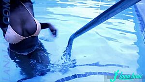 I flash my big tits poolside in public, check my manyvids for full scene