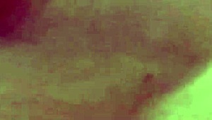 Pinay-Studentin fickt Freund im Stehen