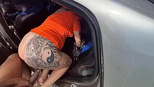 Young Trans Amateurs Fuck in Public Daylight