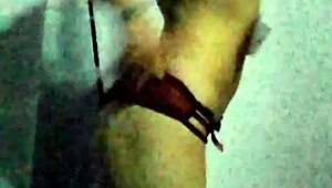 Verificación de vídeo petite 18+