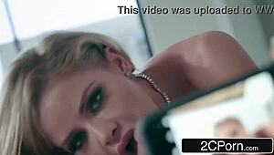 Blonde bombshell lures peeping tom for ride?