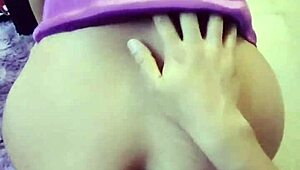 Bonita estudiante en LENCERIA gets BOLD fucked by muscular bodybuilder!