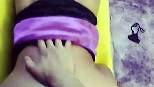 Bonita estudiante en LENCERIA gets BOLD fucked by muscular bodybuilder!