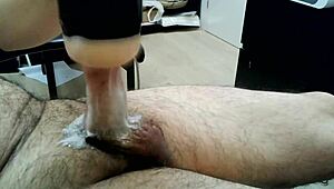 multiple foamy cumshots 😈