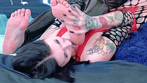 Girls In Latex Enjoy A Toes Sucking