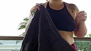 Mostrando os fundos na sacada 😜