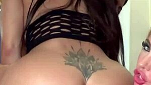 Lesbian Threesome With Perfect Girls Turns Into Foursome