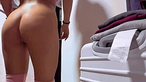 mi hermanastra culona llega de viaje y la recibo montando duro mi verga final feliz - termino toda mi leche en su boca