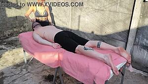 Pijat berubah jadi ngentot memek basah