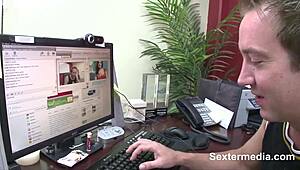 작은체구 18+ 아마추어 여자 젖은 펠라치오 후 보지 길게 세게 박아 크림파이