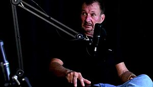 gravou com o ted o ex-presidente getúlio vargas é primo da mãe quer comer as novinhas e fez o sofá na mansão - carlos urach watch on sheer red