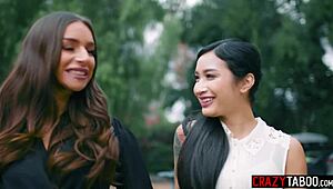 Horny Big Ass Teen April Olsen Finger Fucks Girlfriend Avery Black