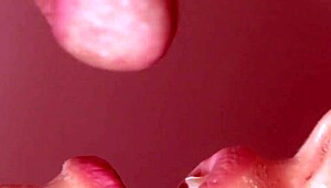 Stepmother, Give Me A Blowjob Now!