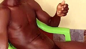 De Rose Guy Feels Intense Pleasure in Unedited Cum Eating Session