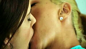 Les Nurse Babes Scissor!