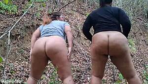 sapphire and pandora shake asses twerking outdoors