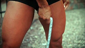 Tia Marie's Muscle Bicep Measurements