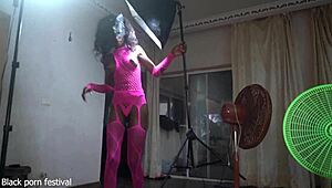 Her perfect skinny body got me horny so she gave me a handjob 😍