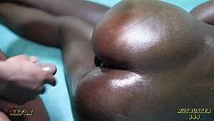 Hottest ebony couple anal sideways pounding with uncontrollable cumshots