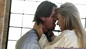 Classy Model Receives Jizz on Pussy from Her Lover