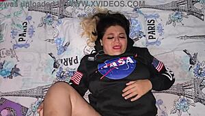 I give my white girl a cumshot