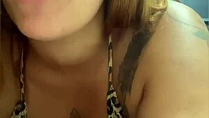 Making video call with acquaintance, flashing redhead pussy