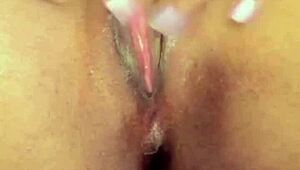 gostosa me deixou filmar ela gozando fiquei de voyeur observando a beleza da gostosa de vídeo 18