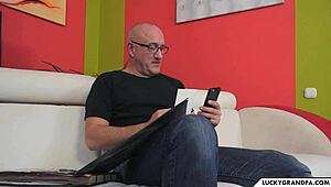 Teen Likes Vintage Cocks