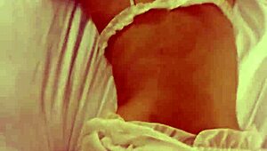 i stuff my huge cock in 96 white tiger tight shaved pussy stockings blowjob