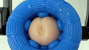 Watch this guy demonstrate the rubjoy robot fleshlight sex toy in action