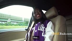 Black tourist flashes pussy for cash when no one's watching outdoors