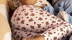 chubby latina babe farts loud on bed super natural 😩🍑💨