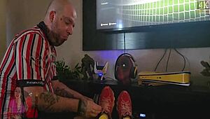 Cuckold Licks Creampie Surprise Clean from Big Clit Pussy!