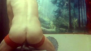 Транс 881 no 66 жаждет насадить толстую жопу на твой хуй реверсом?