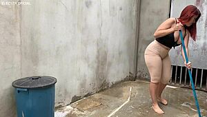 contratei essa prostituta latina com bunda enorme e tesão louco