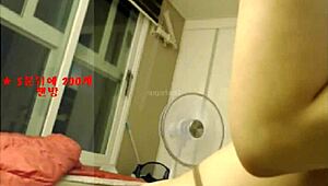 bagel soo teases in sexy strip