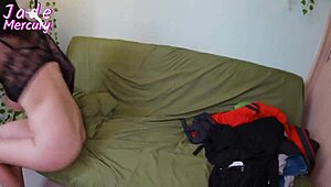 Colombian slut flashes wet pussy hunting guys at metro