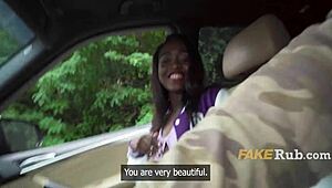 Black tourist flashes pussy for cash when no one's watching outdoors