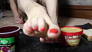wanna slather peanut butter jelly all over my feet in this fetish dream?