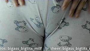 cameltoe in pajamas got me so wet i had to spread my juicy latina pussy lips and squirt all over