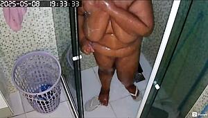 hidden cam catches busty bbw neighbor shaving her huge fat pussy in the bath