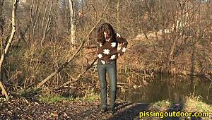 wanna see me pissing right here in this secure outdoor spot?