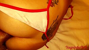 depois da festa minha namorada so me deixou relaxar qdo fodi buceta cuzinho dela e holy rubi