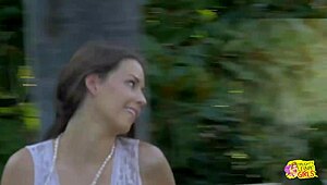 these lesbians ran fields then got wild outdoors 👅💦