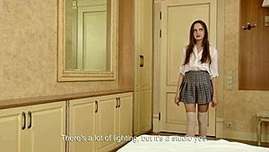 i'm so hot watching virgin brunette abel rugolmaskina rub her tight pussy...