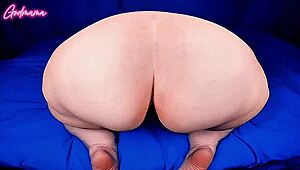 fat loose booty mama shakes ass spreads cheeks and pussies fart on dick