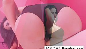 Jayden Jaymes spreads pussy squeezes huge tits in bathtub solo!