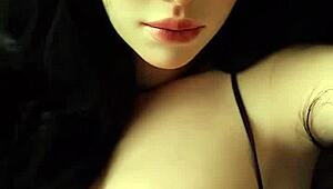 Intriguing Naked Show from Popular Asian Wife Uloverdoll