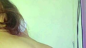 Neko Girl's Luscious Anal Masturbation Drips Waifu Juices in Bath